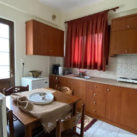 Ferienwohnung Artemis Mezonetes Kalavryta Exterior foto